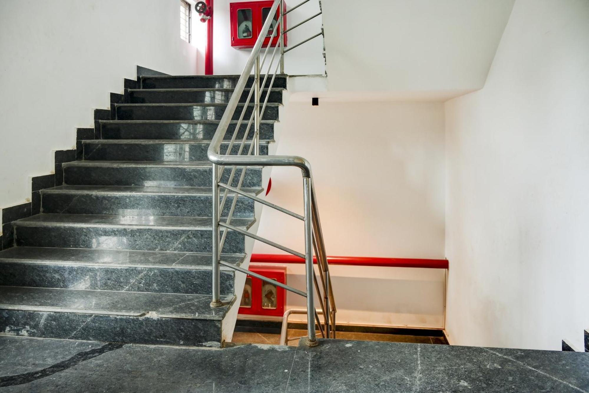 Super Town House Hi5 Aditya International Bhubaneswar Exteriör bild