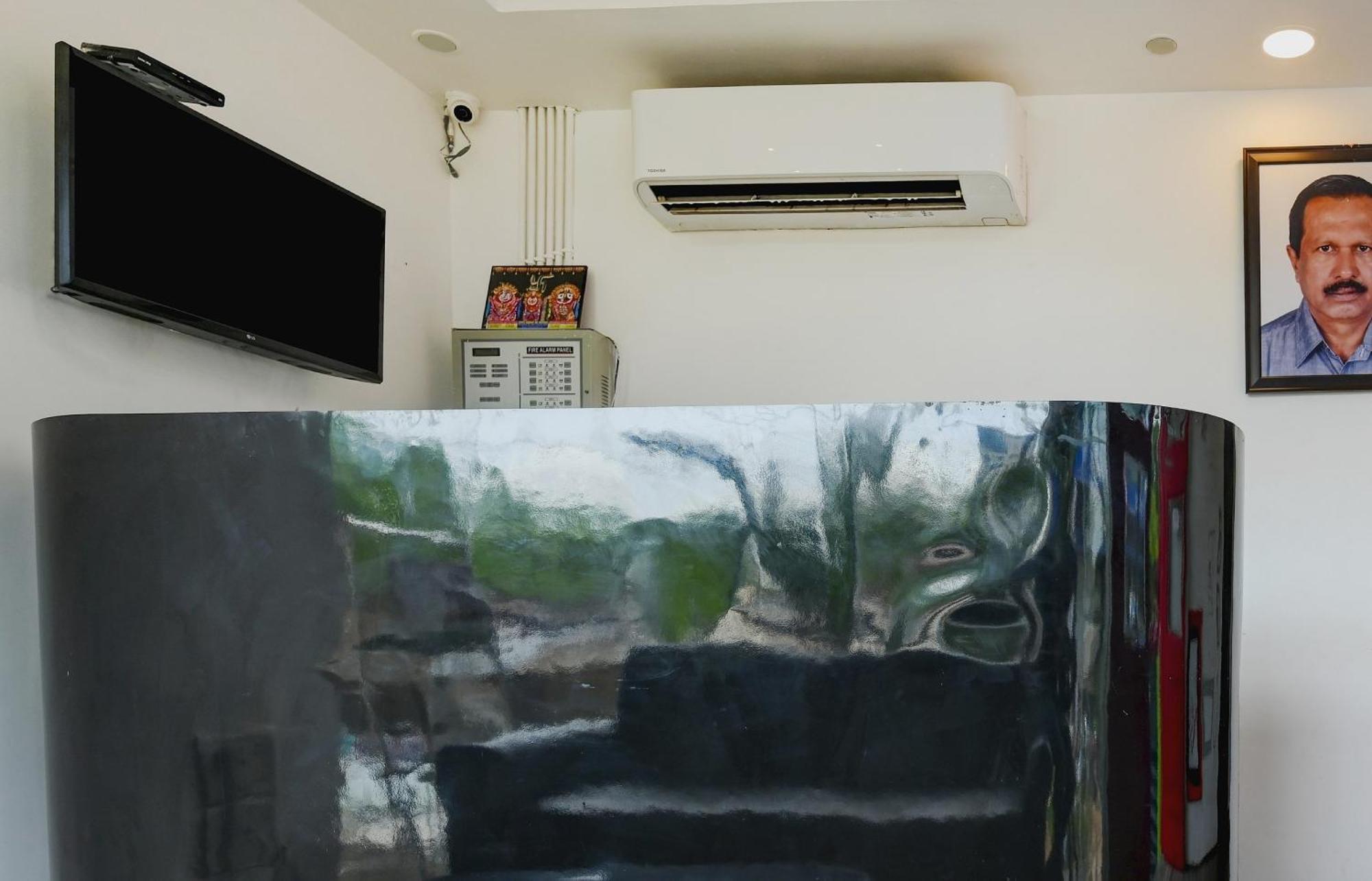 Super Town House Hi5 Aditya International Bhubaneswar Exteriör bild